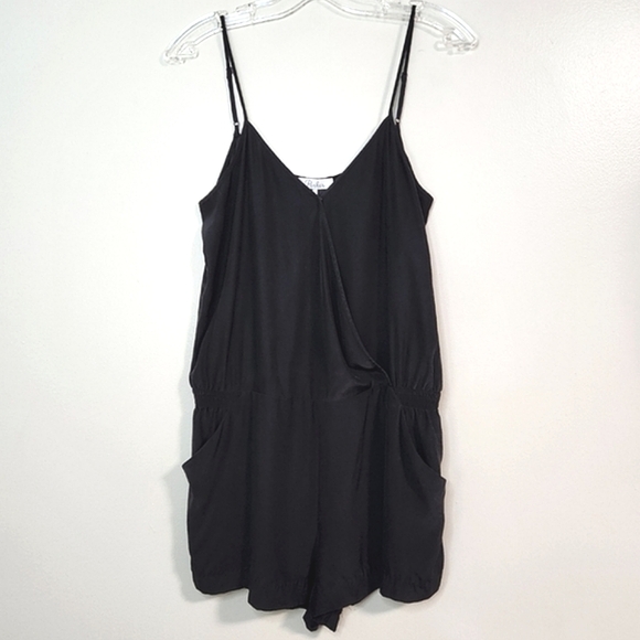 FINAL💲🔥Parker Black 100% Silk V-Neck Spaghetti Strap Romper, Size L ~ EUC - Picture 1 of 7
